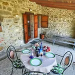 Belvilla By Oyo Castellaro * Paciano